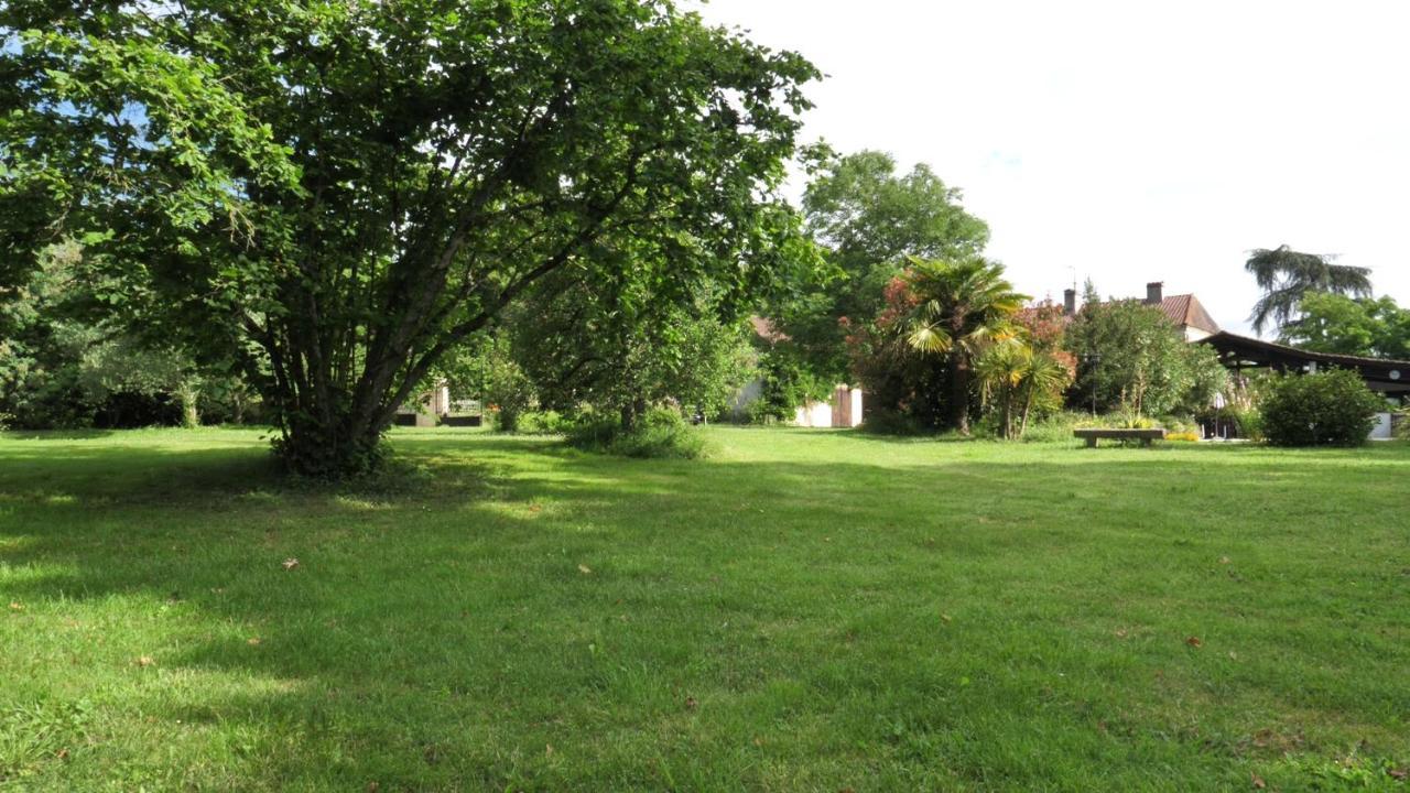 Villa Au Chemin De Mazous Laguian-Mazous Esterno foto